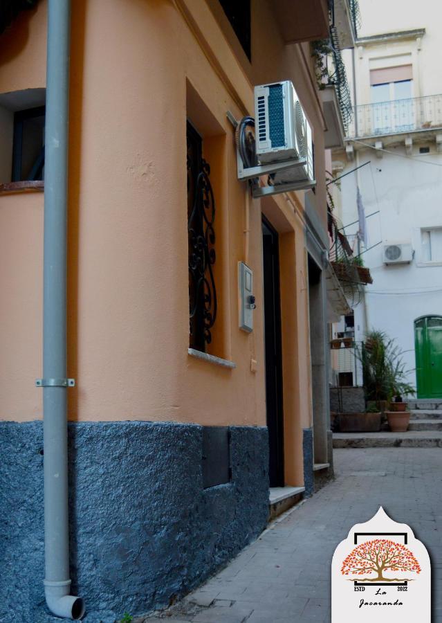 La Jacaranda Rooms Таормина Экстерьер фото